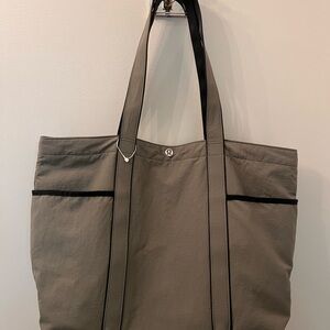 Lululemon Multi-Pocket Tote Bag